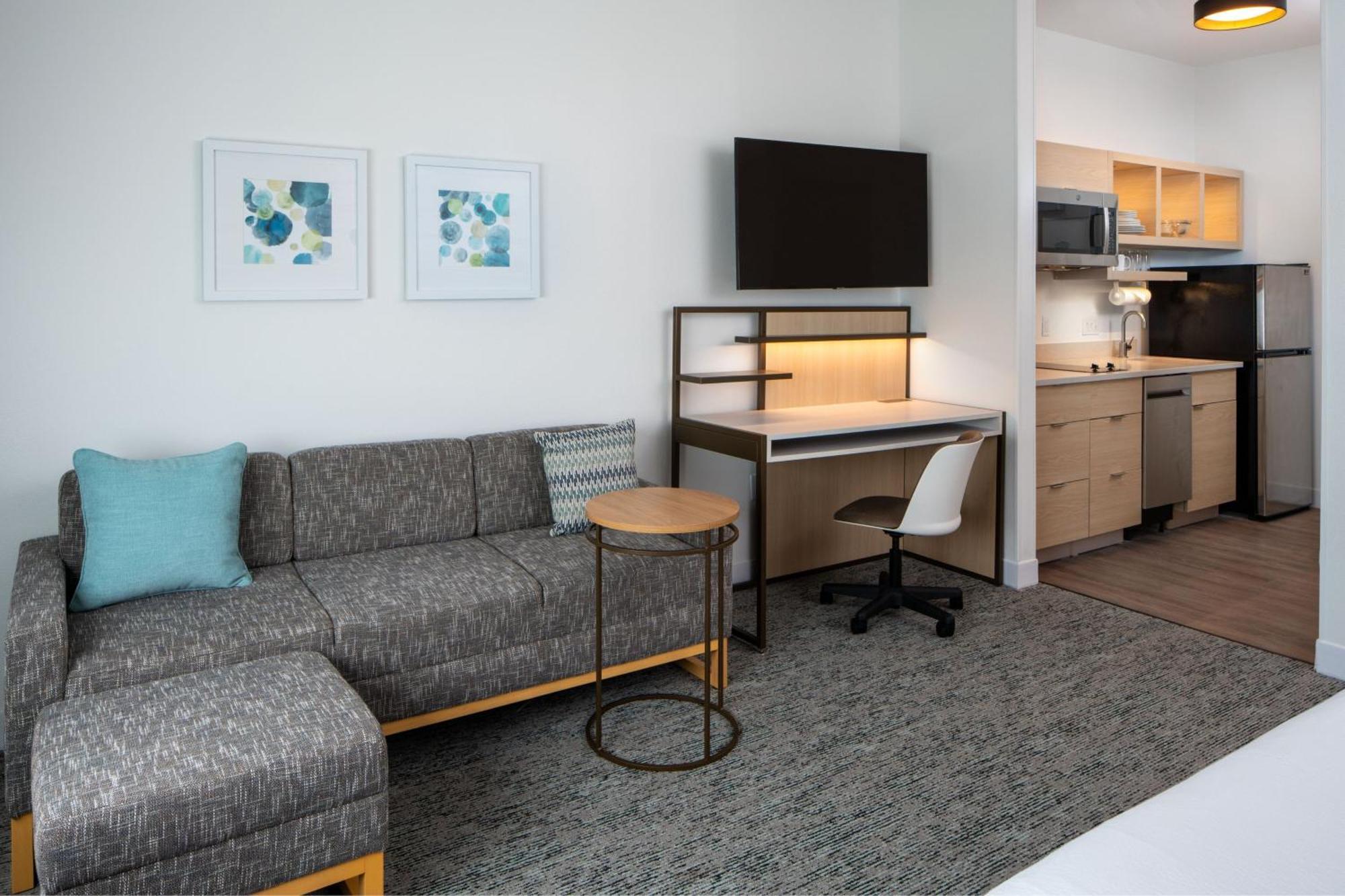 Towneplace Suites By Marriott Pensacola West I-10 Ferry Pass Экстерьер фото