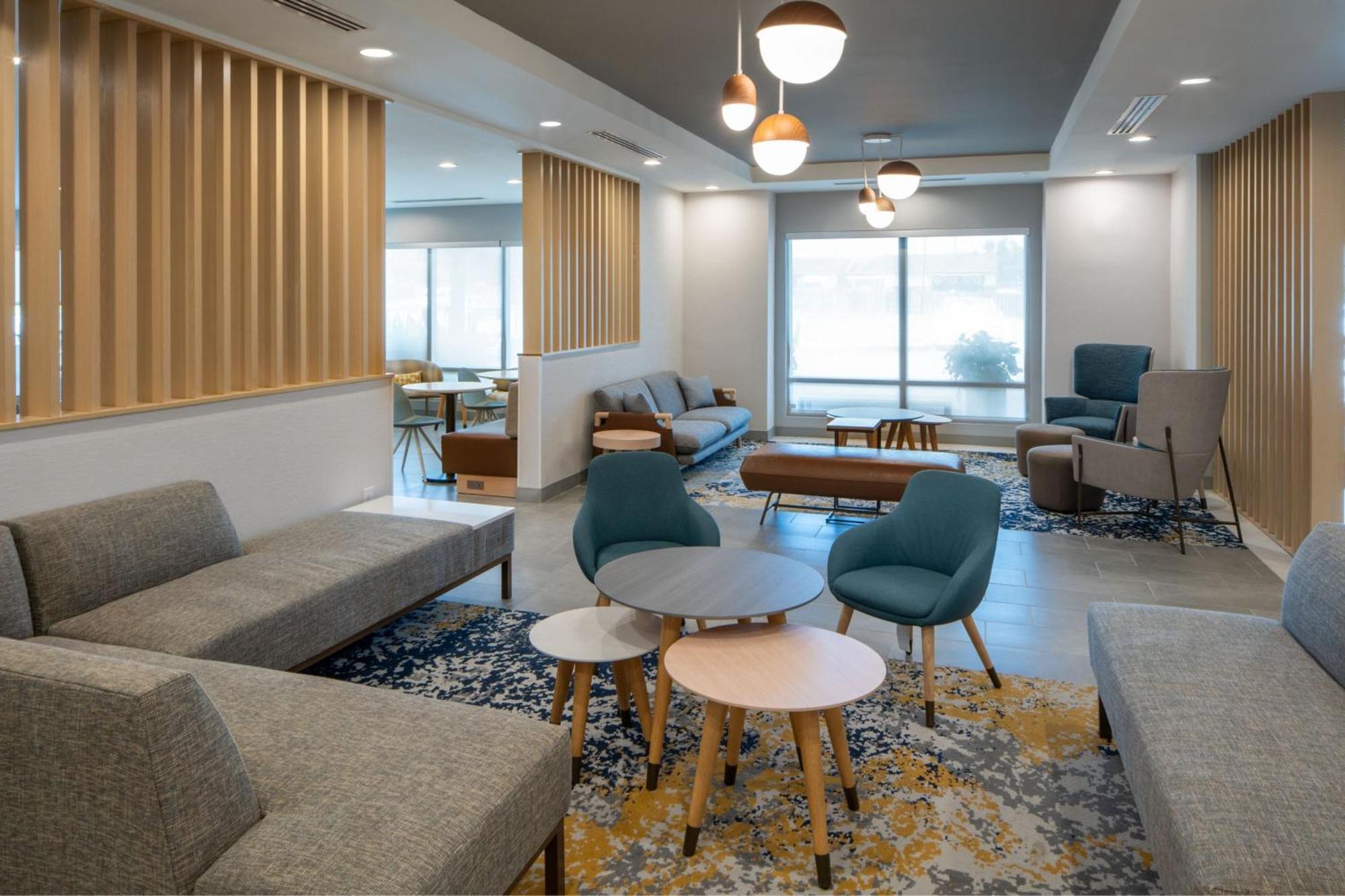 Towneplace Suites By Marriott Pensacola West I-10 Ferry Pass Экстерьер фото